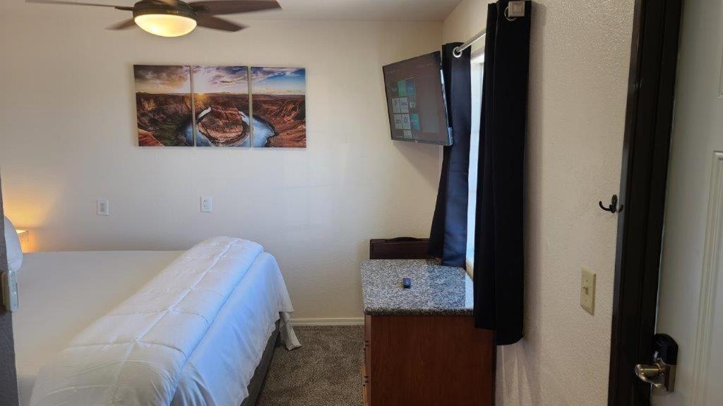 ואלה 069B Comfortable Suite With Kitchenette And King Bed Near South Rim Sleeps 4 מראה חיצוני תמונה