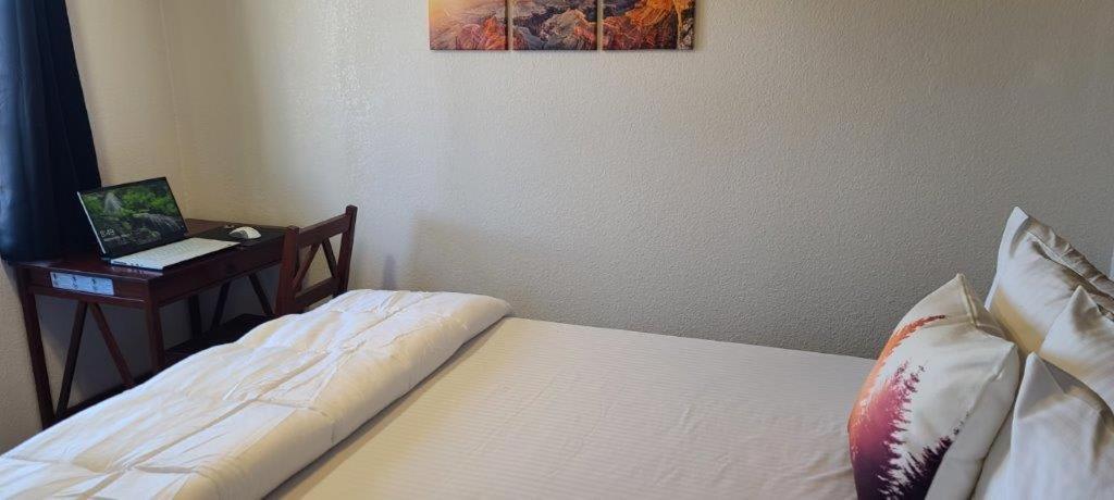 ואלה 069B Comfortable Suite With Kitchenette And King Bed Near South Rim Sleeps 4 מראה חיצוני תמונה