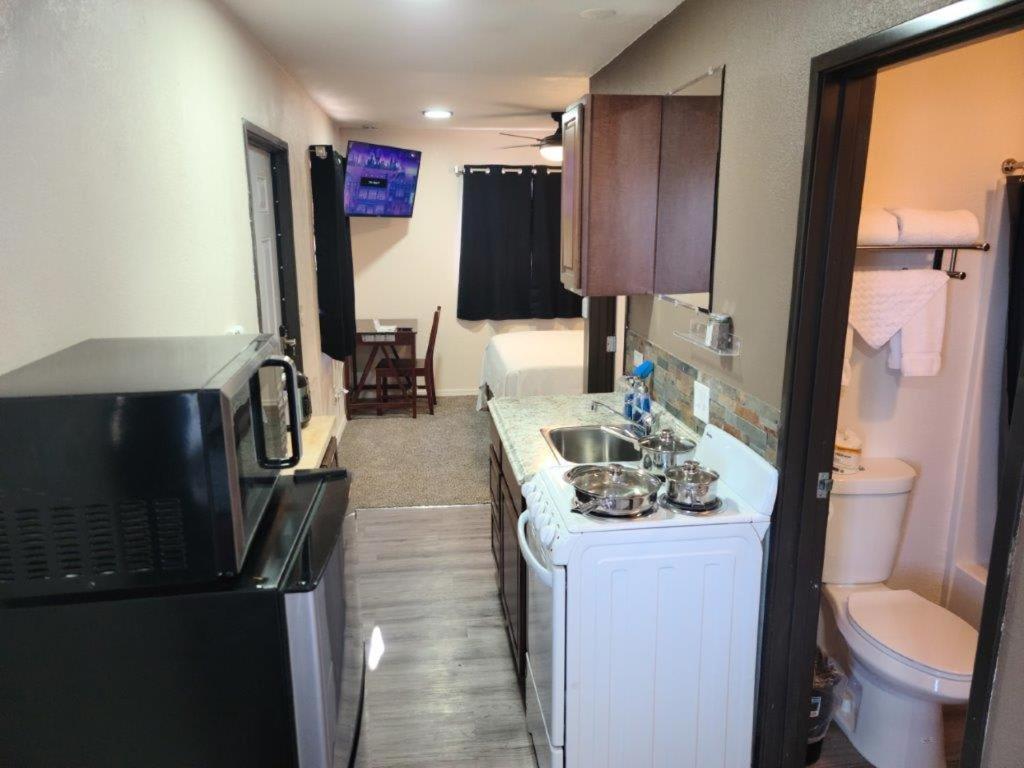 ואלה 069B Comfortable Suite With Kitchenette And King Bed Near South Rim Sleeps 4 מראה חיצוני תמונה